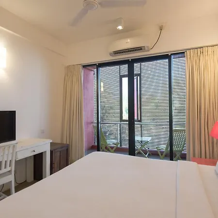 Coral Rock By Bansei Hotel Hikkaduwa Room photo